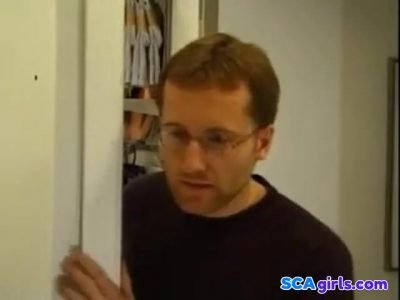 Le sexe Buttfuck dans la salle de gym