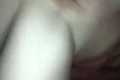 Putain de serré chatte humide dur