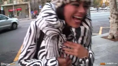 Yoha Galvez baisée dans le cul